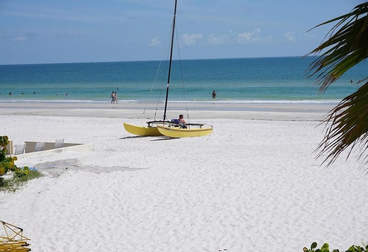 Welcome To The Best Beach Anywhere St. Pete Beach Exterior photo